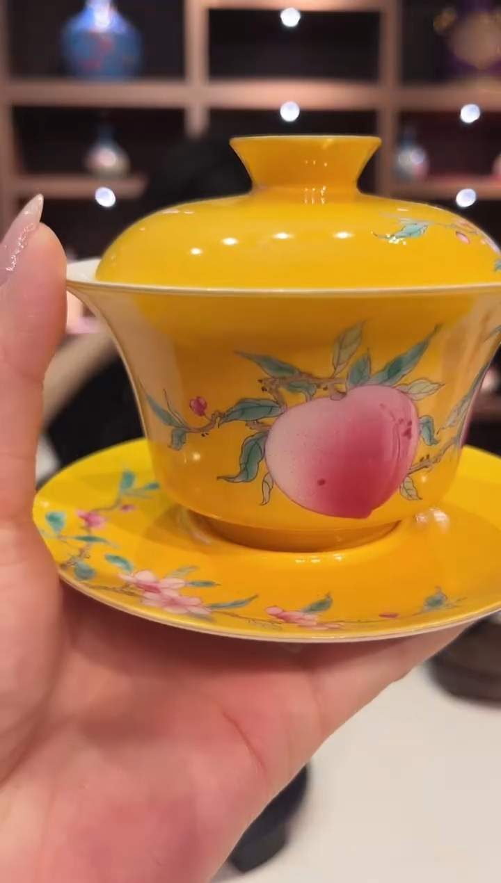 景德镇陶瓷粉彩扒花三才盖碗