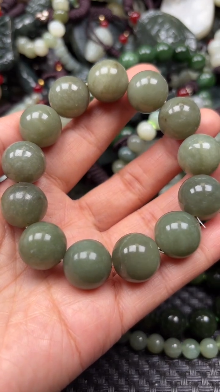 【闪购商品】和田玉颈饰未镶嵌.