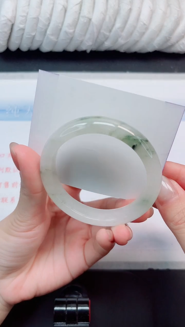 【闪购商品】石英质玉手镯未镶嵌130#54.4