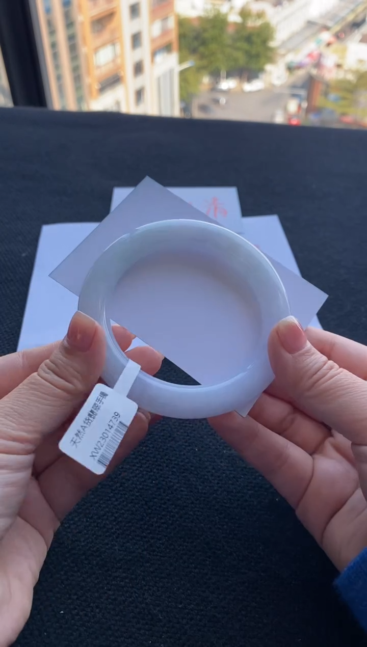 【闪购商品】翡翠手镯未镶嵌买断价XW23014739