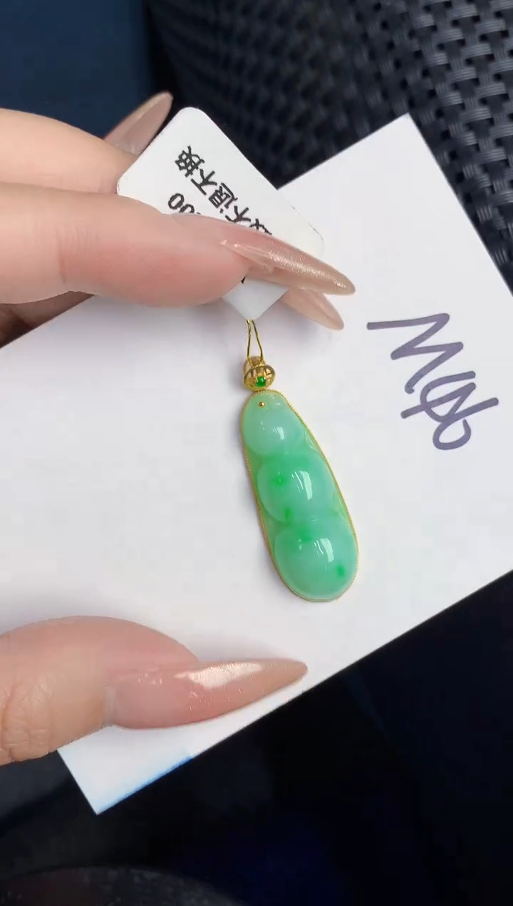【闪购商品】翡翠颈饰18K金镶嵌000000000