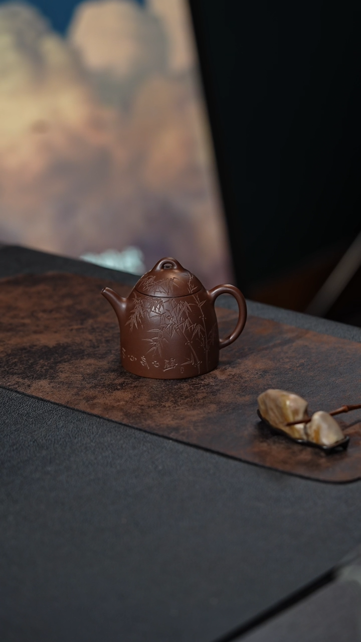 【闪购商品】紫砂茶壶秦权 紫泥 170cc  唐欢制