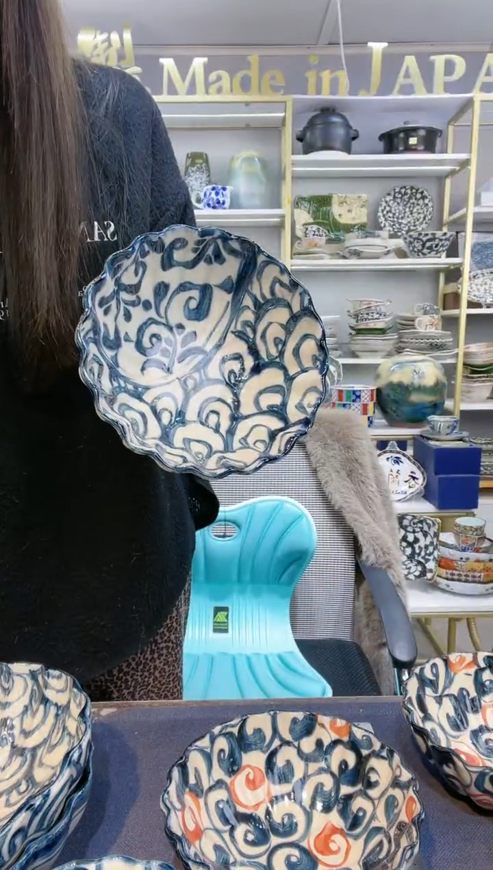 【闪购商品】碗宗山窑花边煮物钵18cm一只