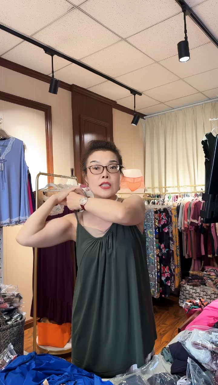 牛奶丝（17605）军绿色