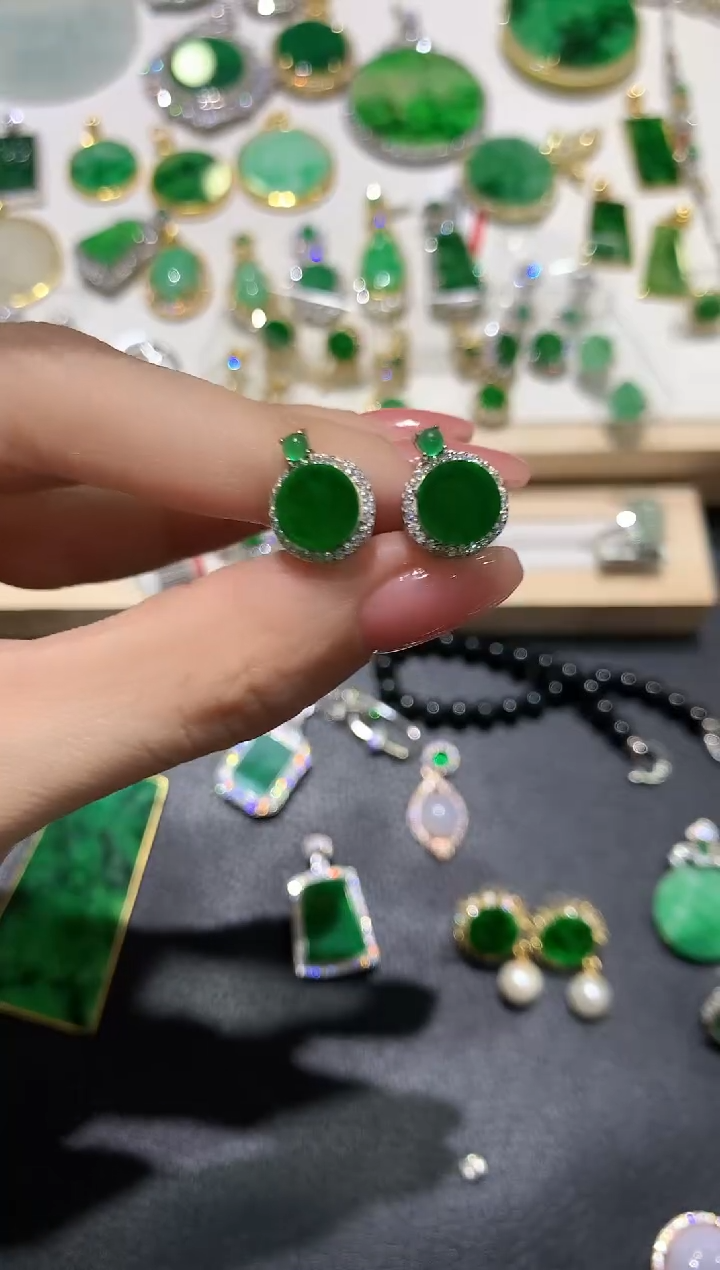 【闪购商品】翡翠颈饰银S925镶嵌12多人多样性随机发货1件