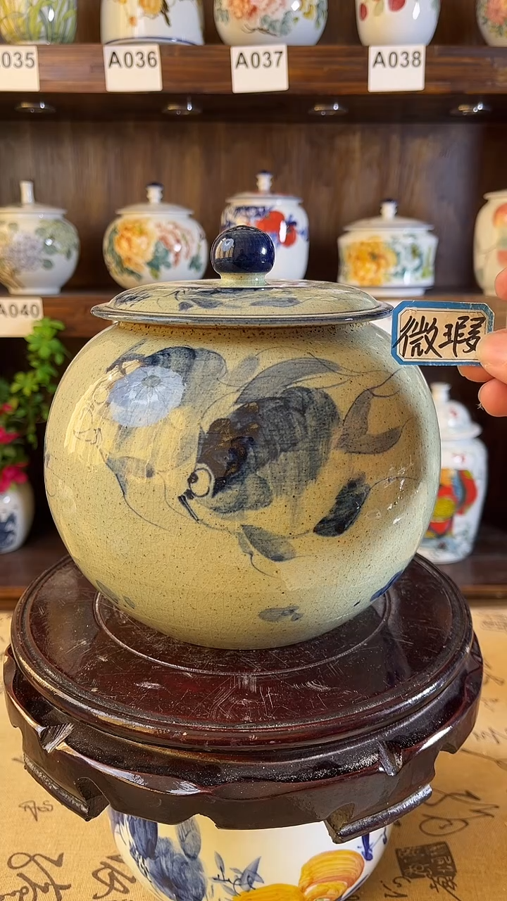 【闪购商品】纯手工手绘鱼趣储物罐