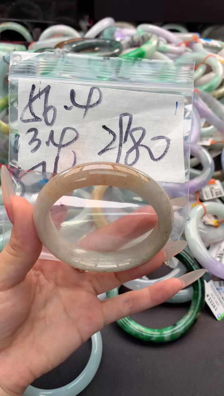 【闪购商品】定制翡翠未镶嵌毛货需精细抛光+多人