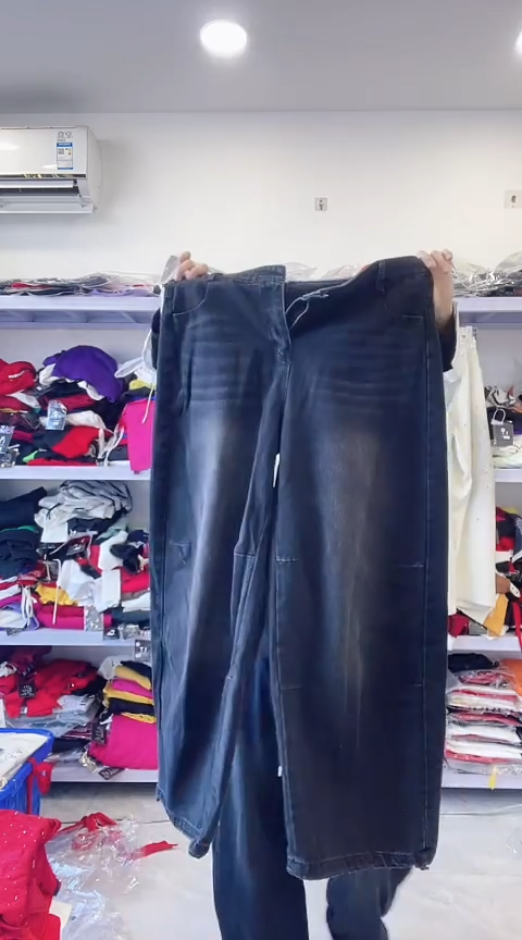 闪电购精品女装36XL瑕疵