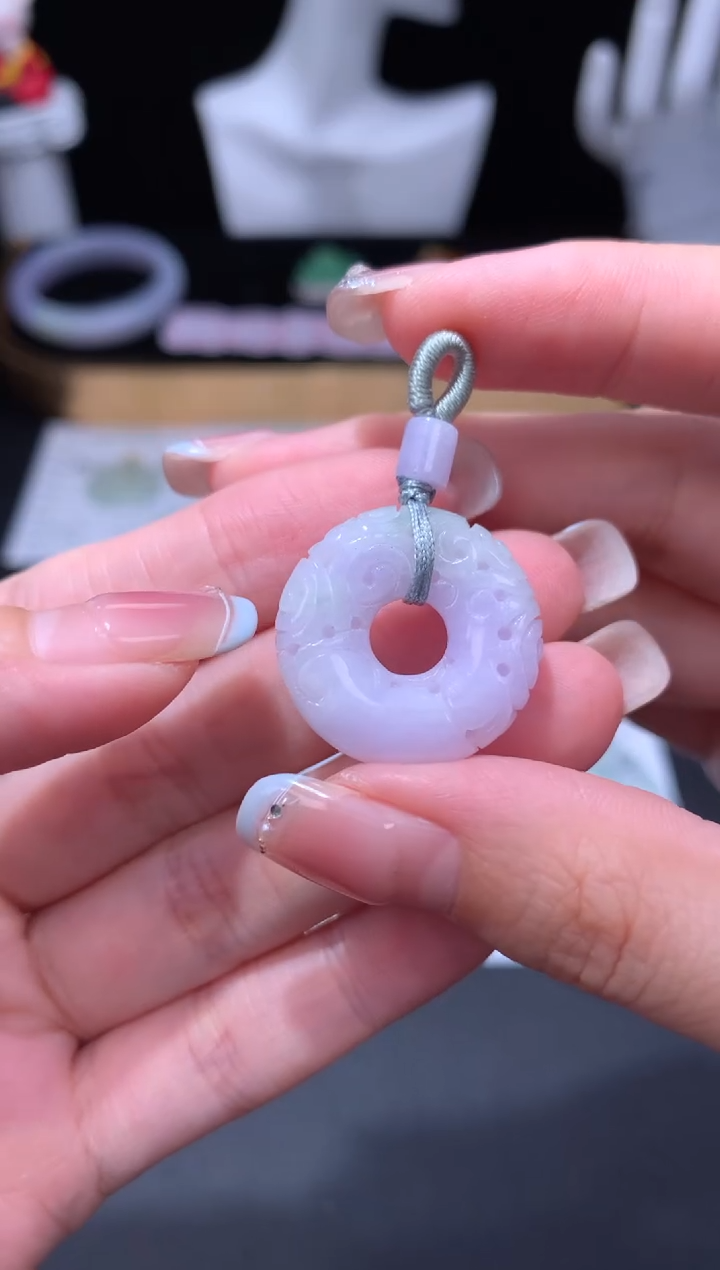 未镶嵌定制翡翠48小时鉴赏期 退货不扣服务费