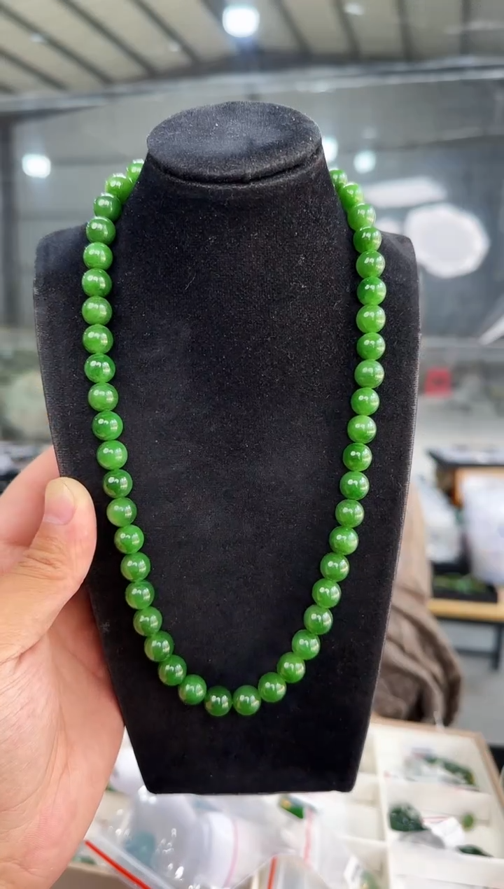 和田玉未镶嵌项链卡10左右