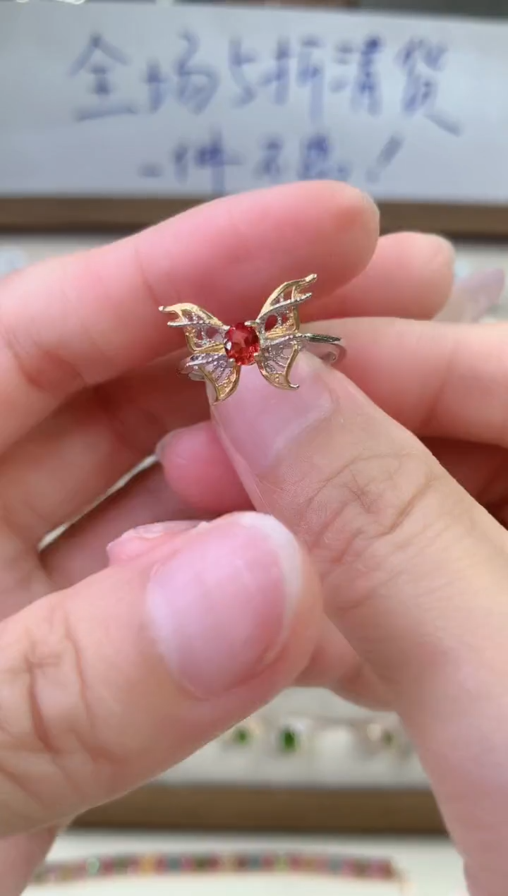 【闪购商品】彩色蓝宝石戒指银S925镶嵌............