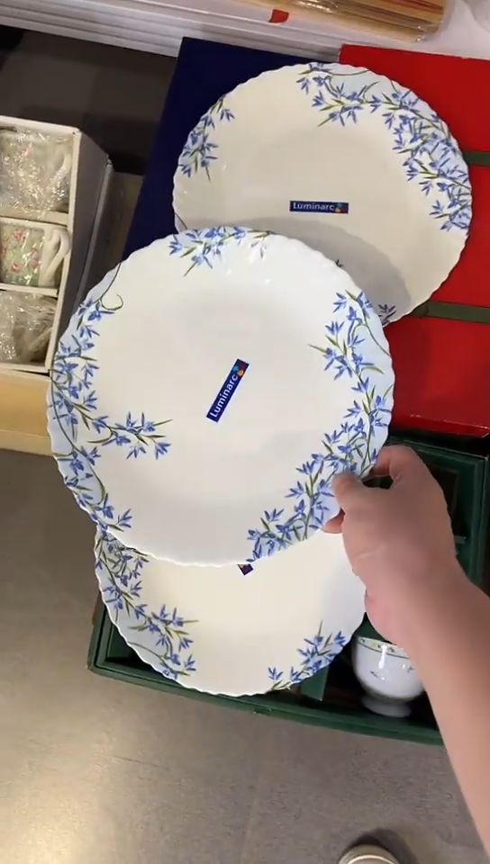 【闪购商品】中古回流瓷器好看，谨慎参拍