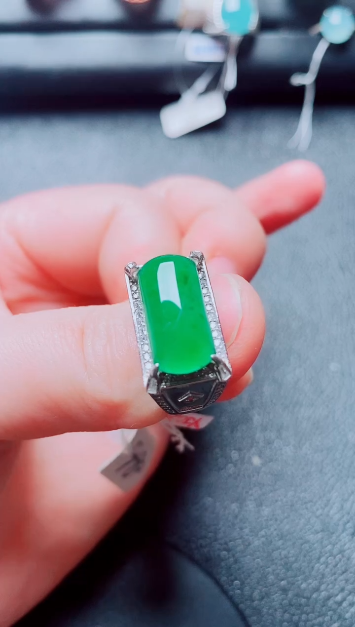 银S925镶嵌戒指翡翠1111