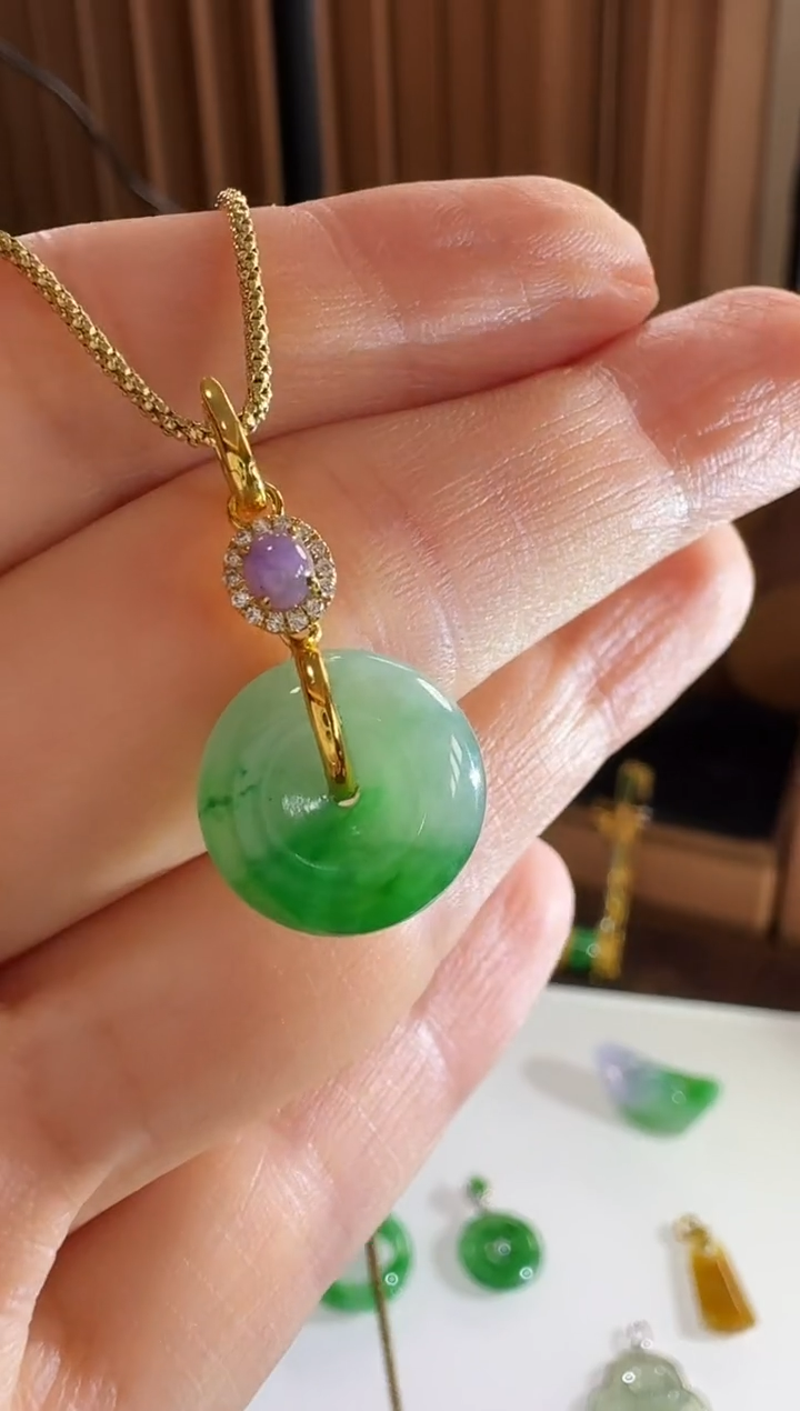 吊坠(不含链)18K金镶嵌翡翠吊坠