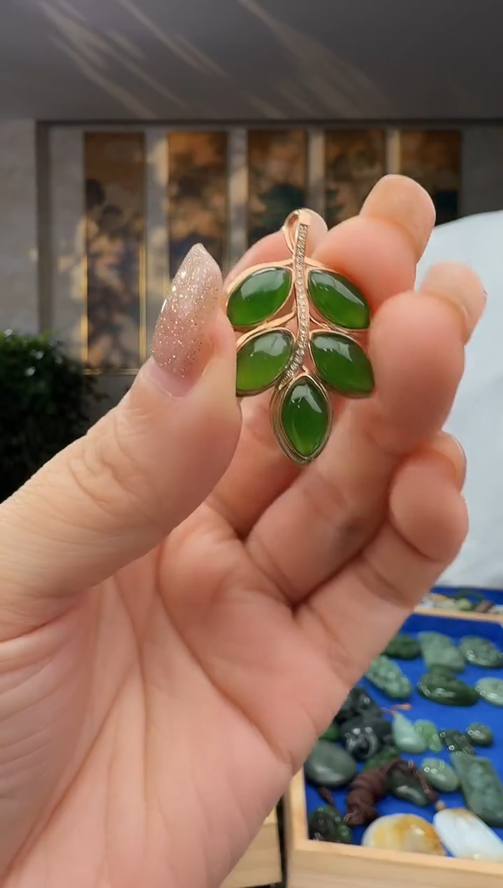 颈饰未镶嵌和田玉拍一发一