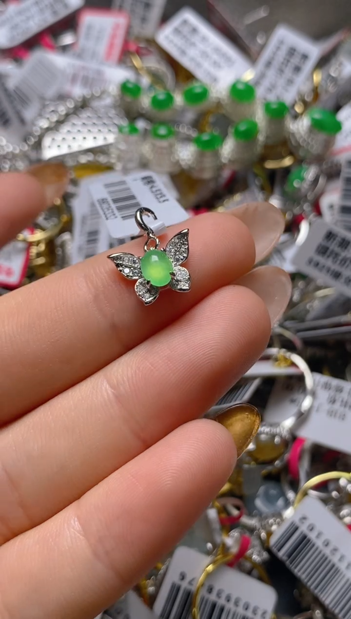 银S925镶嵌戒指翡翠百内无证书