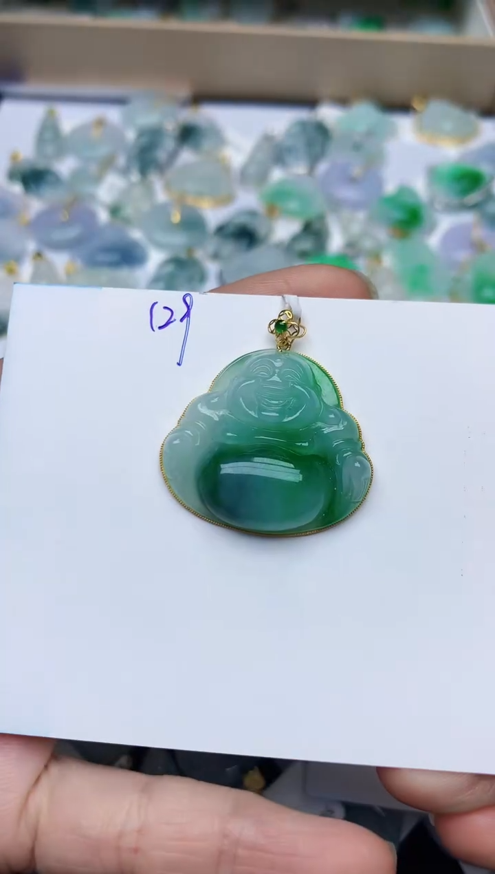 【闪购商品】翡翠颈饰18K金镶嵌天然翡翠A货  