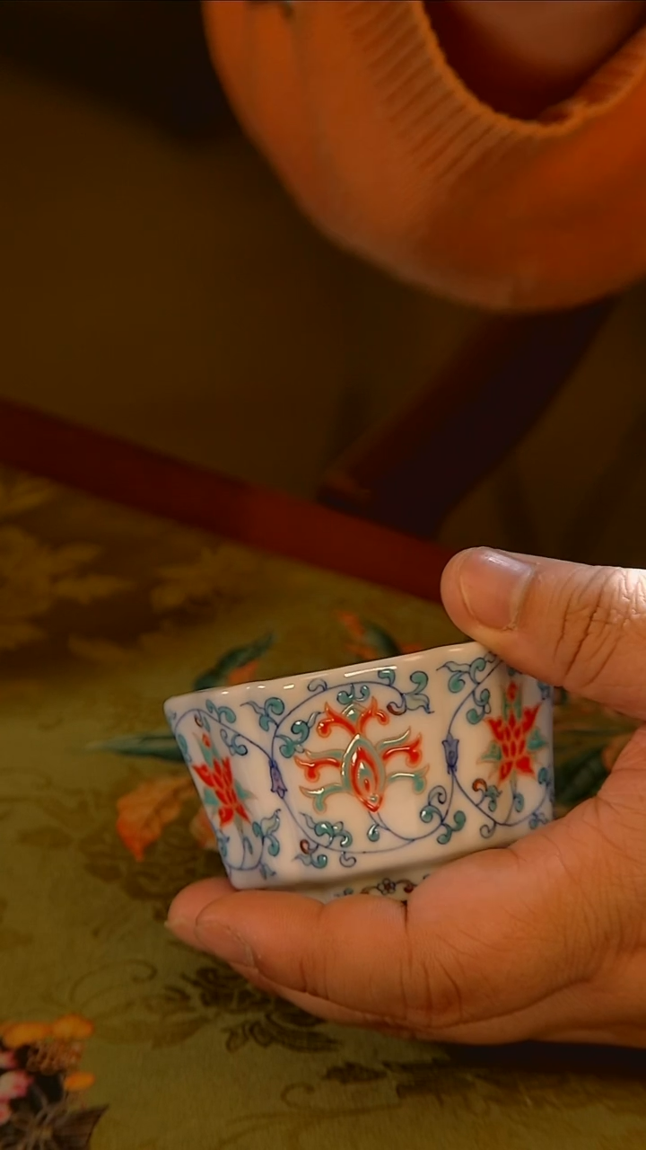 杯手工手绘杯杯很美丽