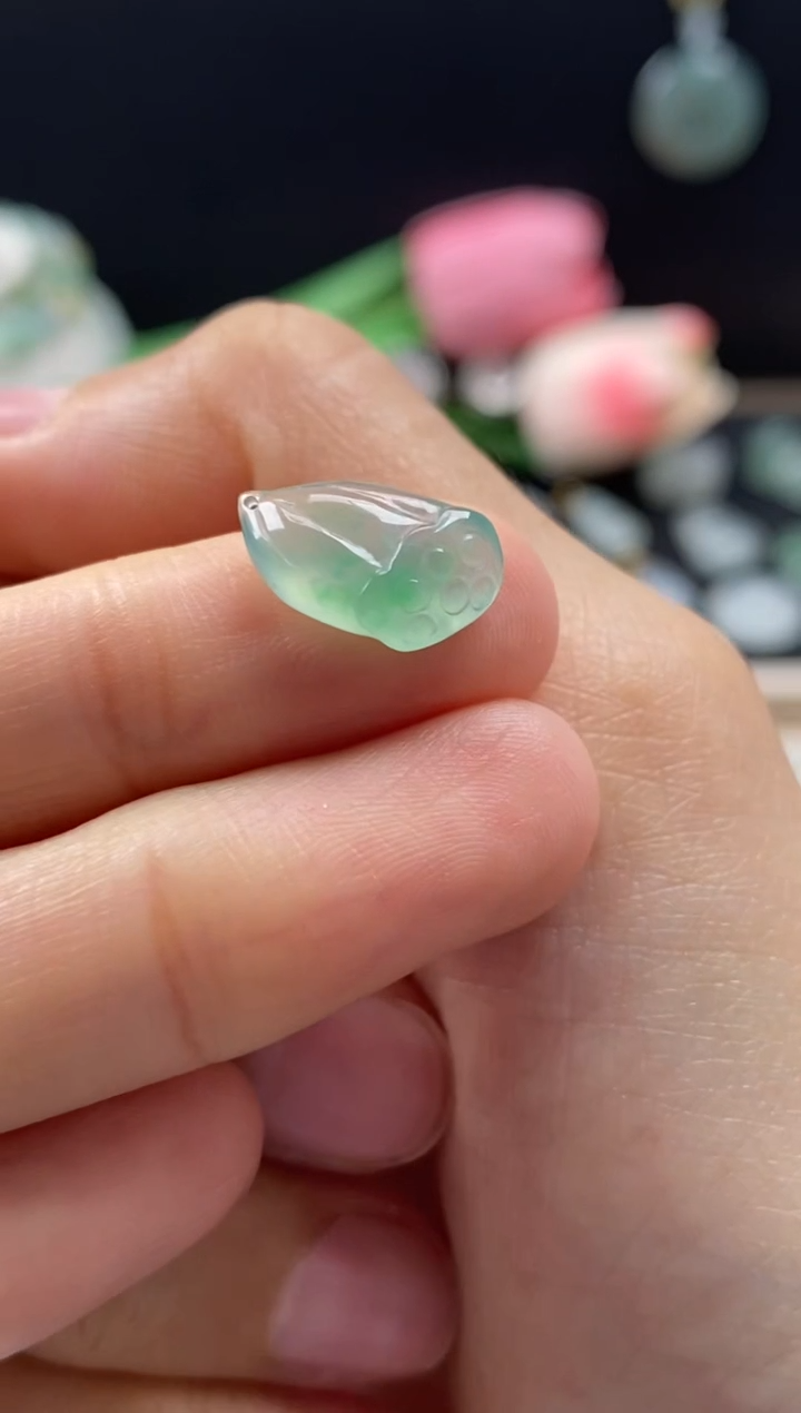 【闪购商品】翡翠颈饰未镶嵌翡翠冰种莲蓬