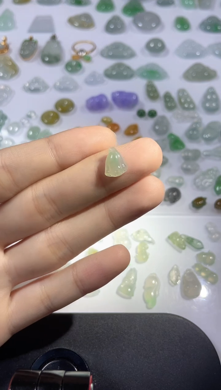 未镶嵌裸石翡翠缅甸天然翡翠8886