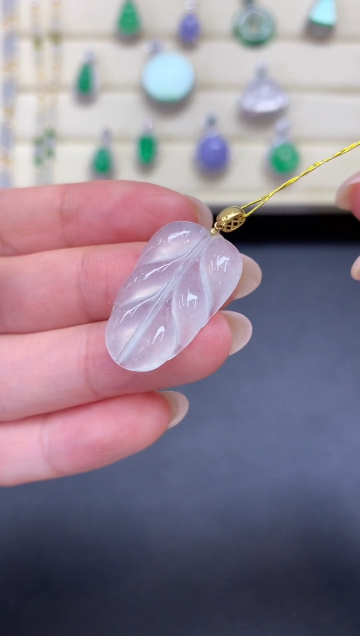 【闪购商品】翡翠18K金镶嵌颈饰A227    