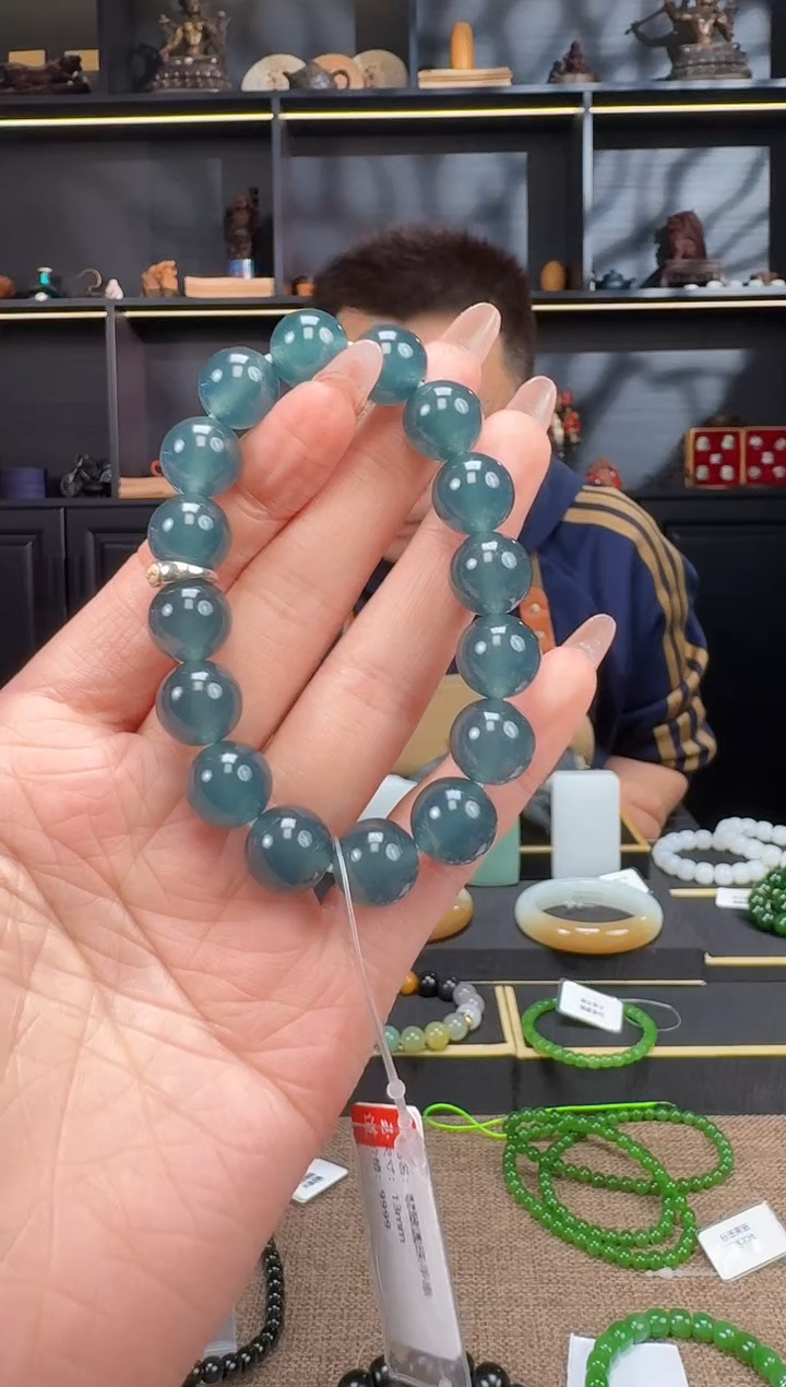 【闪购商品】翡翠手链未镶嵌13mm圆珠手串