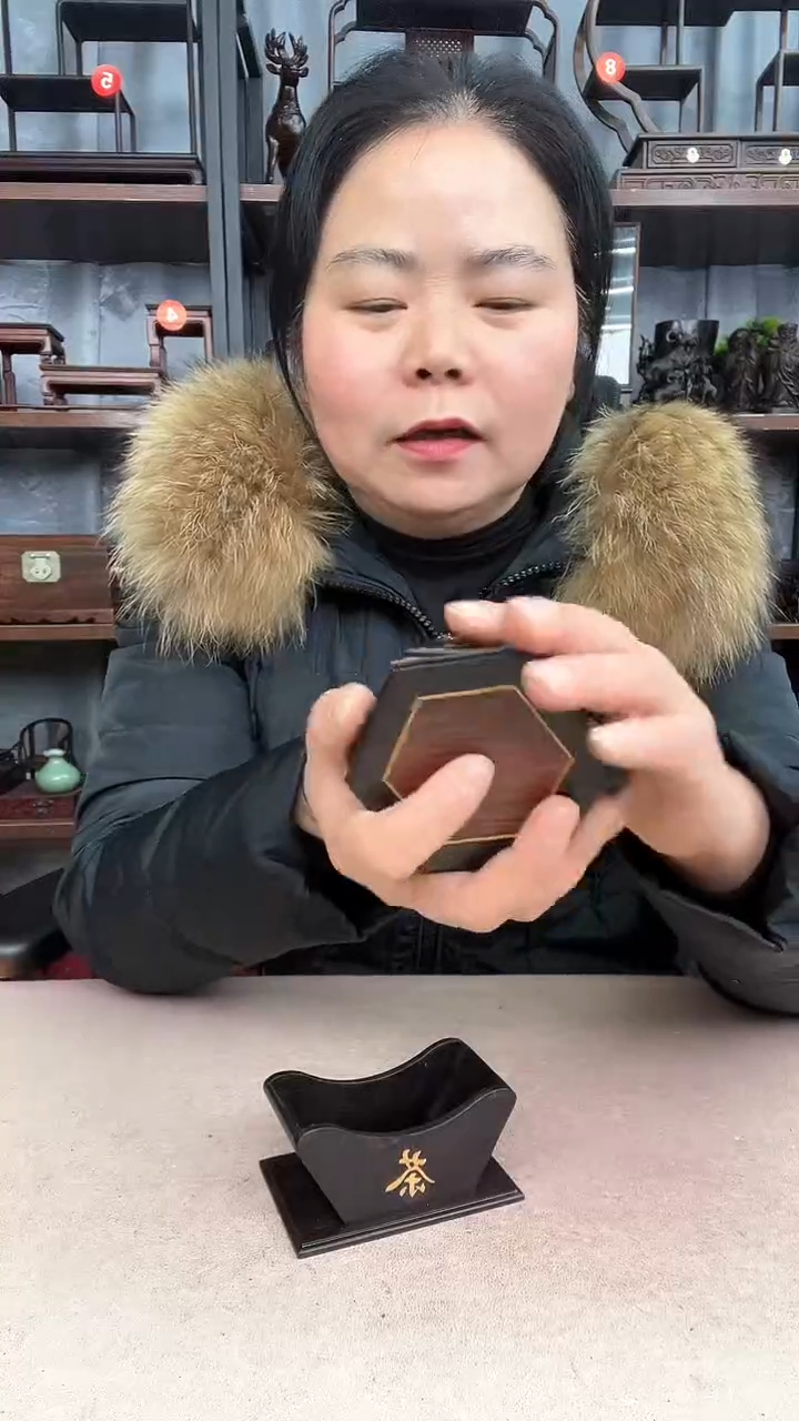 【闪购商品】乌木类端景台小李红木工艺品小李红木工艺品