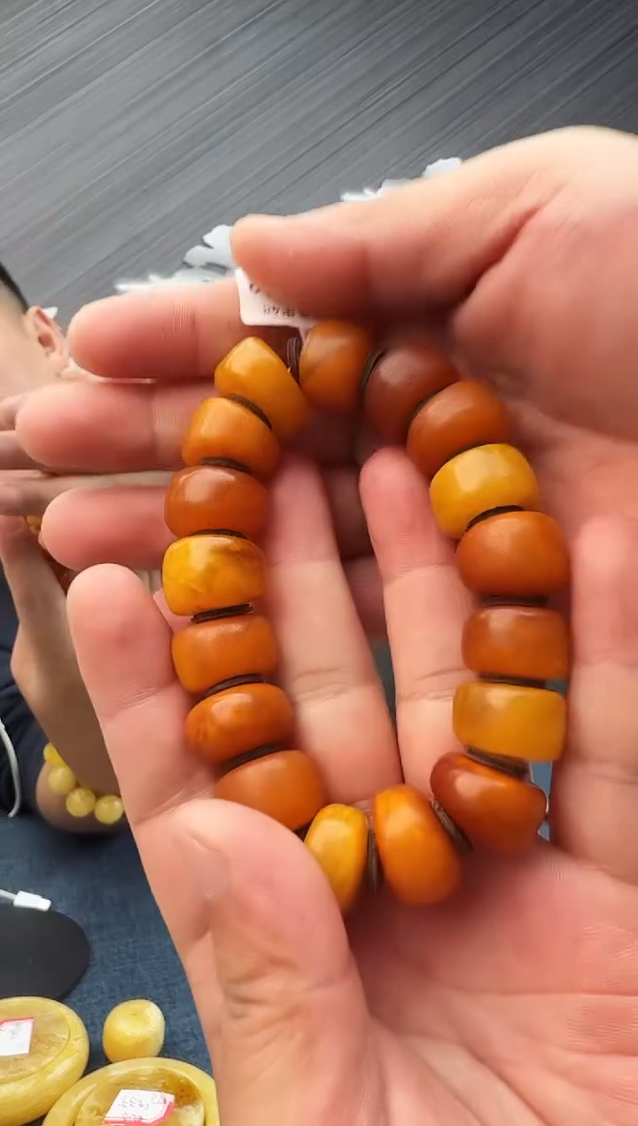 蜜蜡未镶嵌珠宝奇石假一罚十48，18多样性发其一