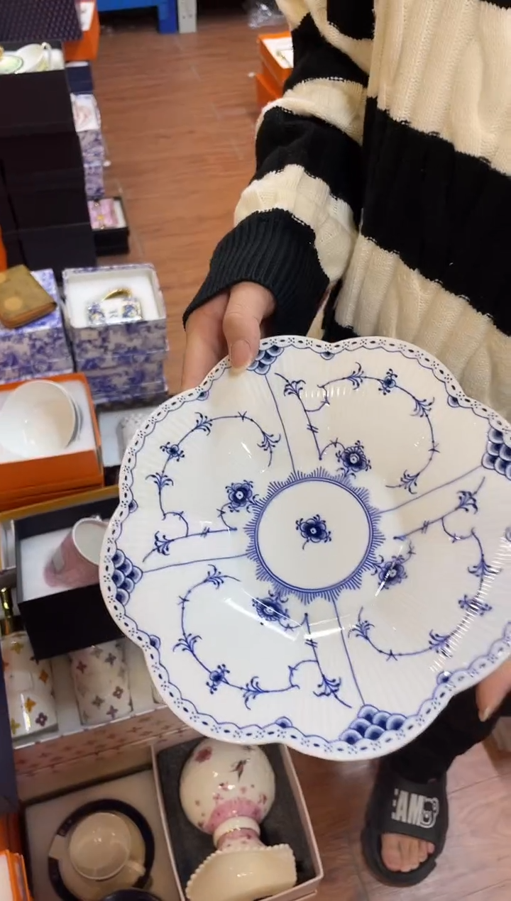 杯鸿辉家品牌瓷器，京东包邮！