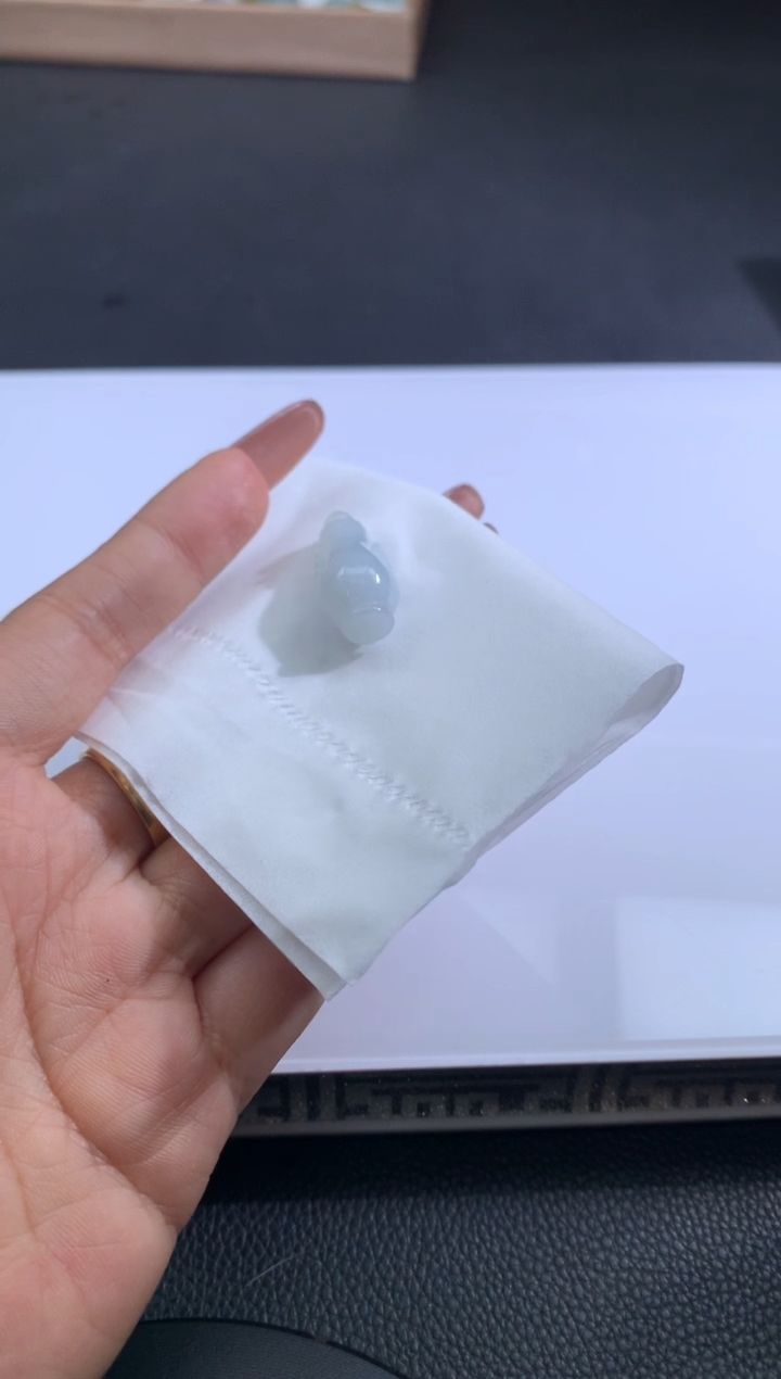 【闪购商品】定制翡翠未镶嵌翡翠