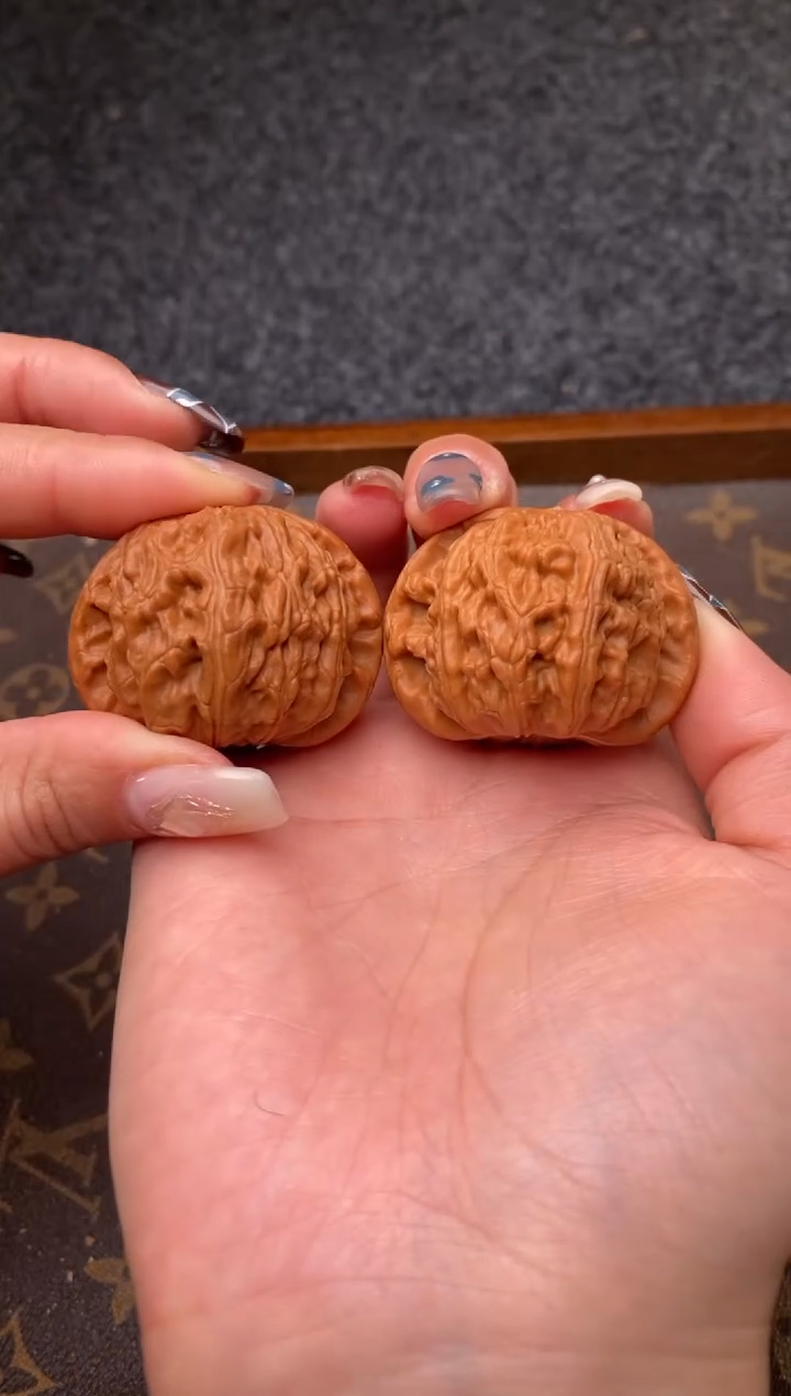 把件文玩核桃B235号43尺白狮子