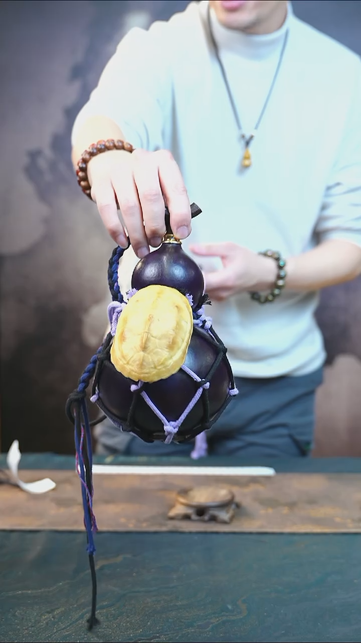 【闪购商品】RU146大漆酒葫芦不包手串及旋转底座