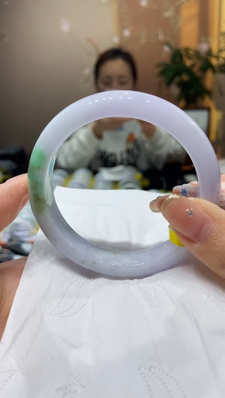 【闪购商品】翡翠手镯未镶嵌59.3圈口