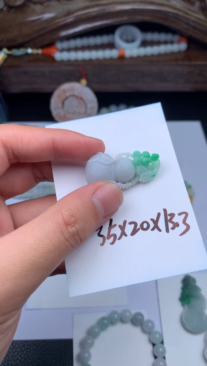 【闪购商品】定制翡翠未镶嵌葫芦