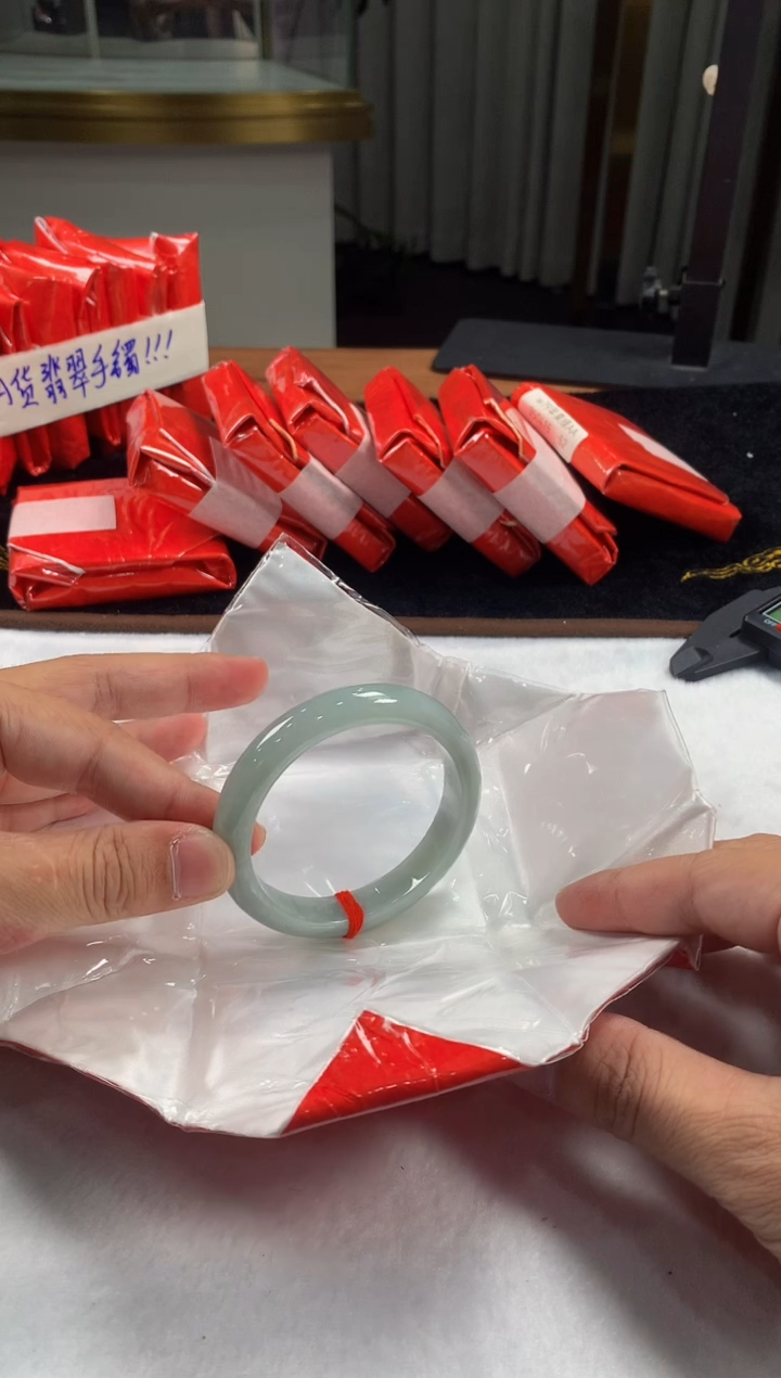 未镶嵌定制翡翠5080毛货不退不换 56--57圈