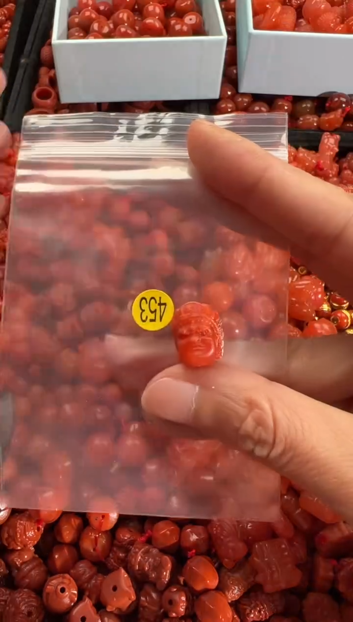 【闪购商品】南红玛瑙颈饰未镶嵌1