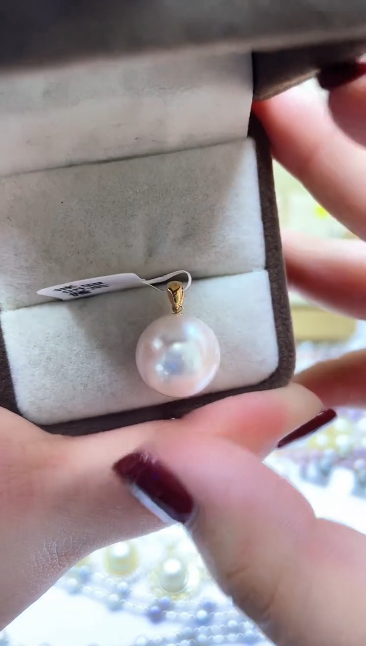 【闪购商品】淡水珍珠颈饰18K金镶嵌1