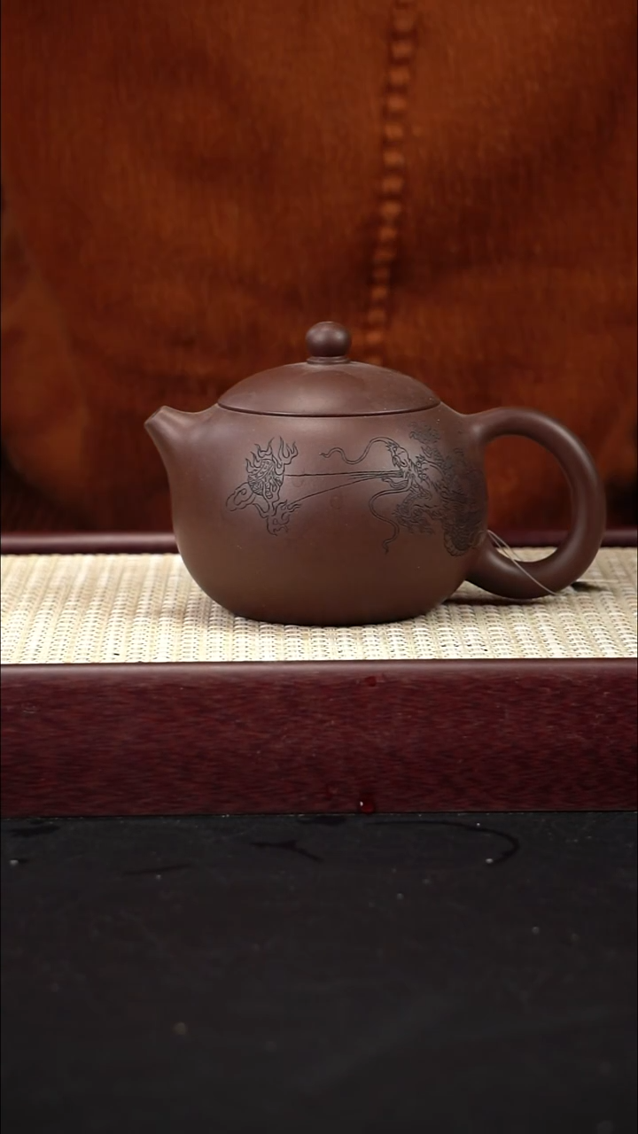 茶壶紫砂底槽青 西施  刻龙