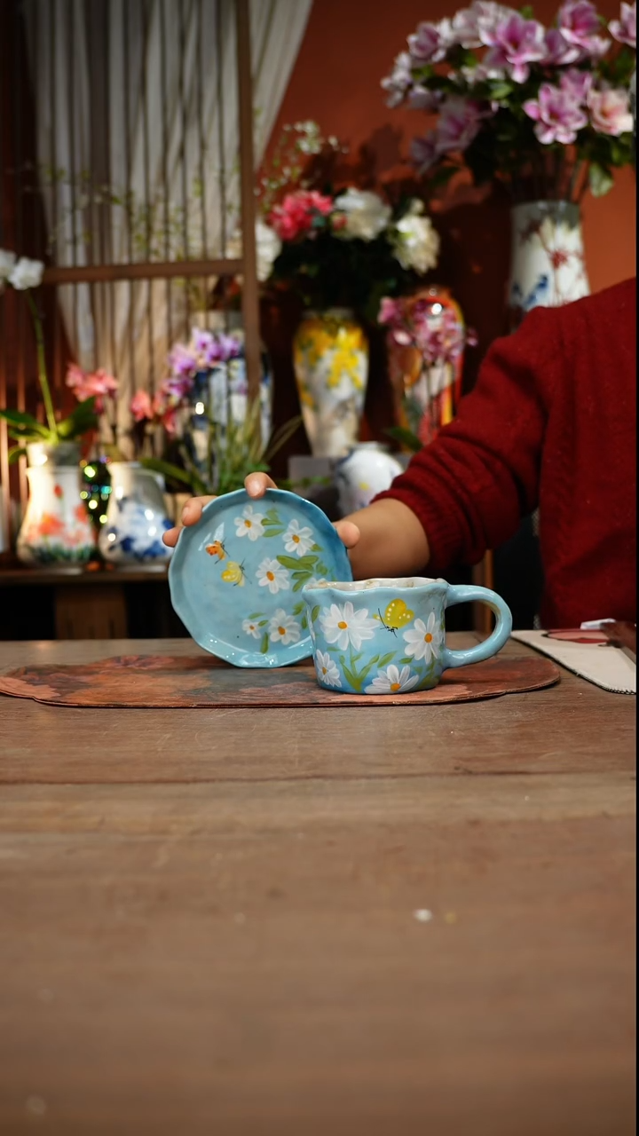 当代高温釉下彩手绘陶瓷餐具