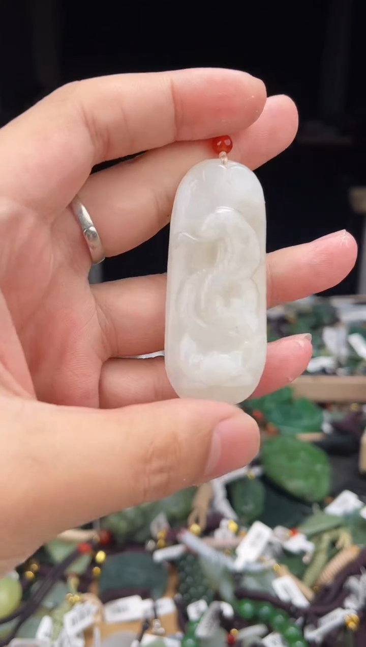 颈饰未镶嵌和田玉1