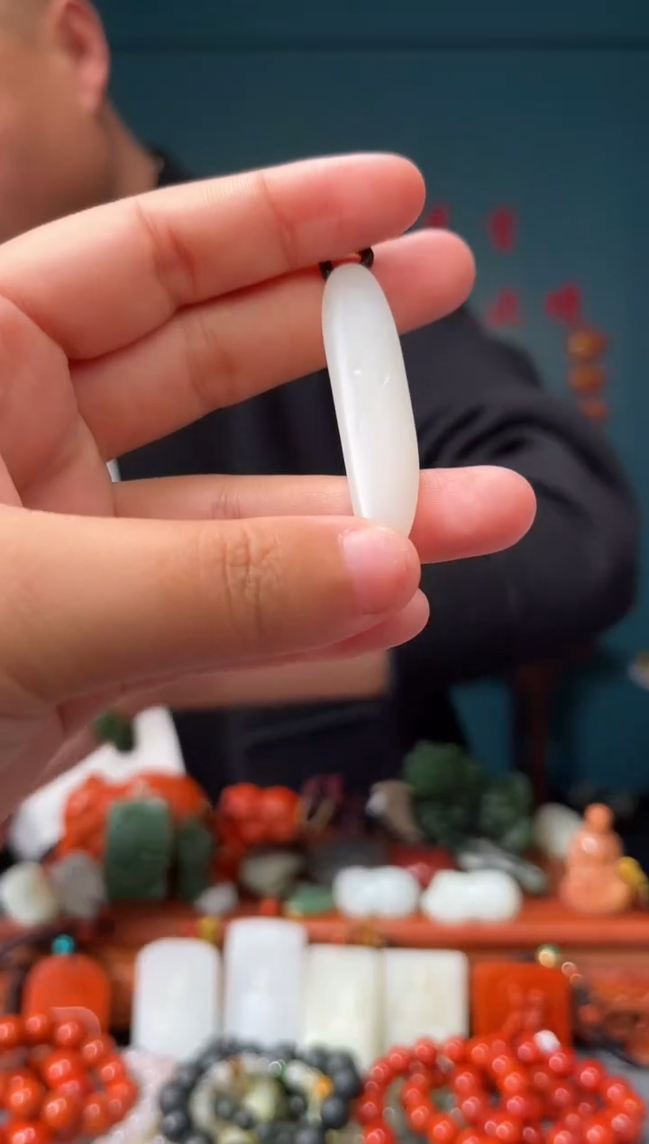 【闪购商品】和田玉未镶嵌颈饰吊坠