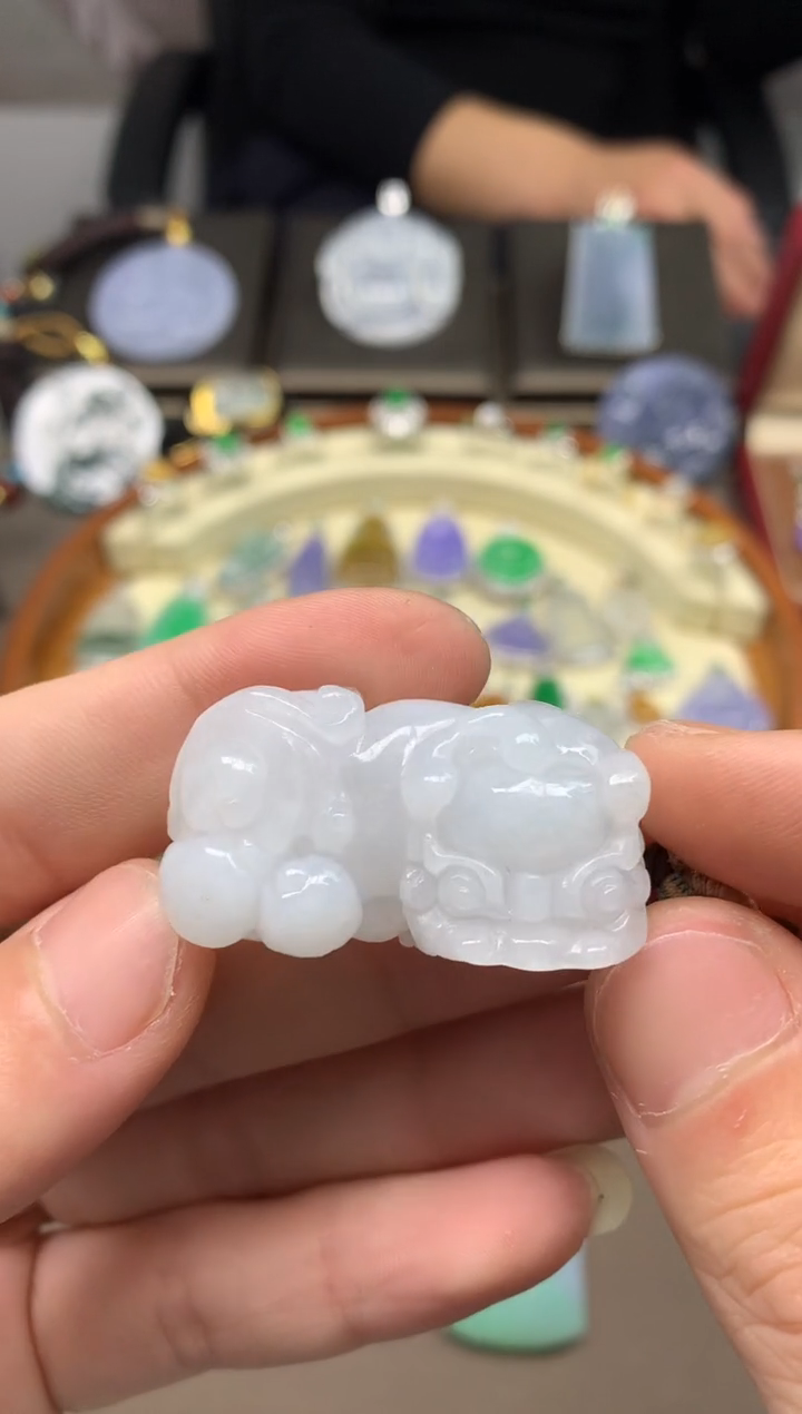 【闪购商品】翡翠吊坠(不含链)未镶嵌挂件