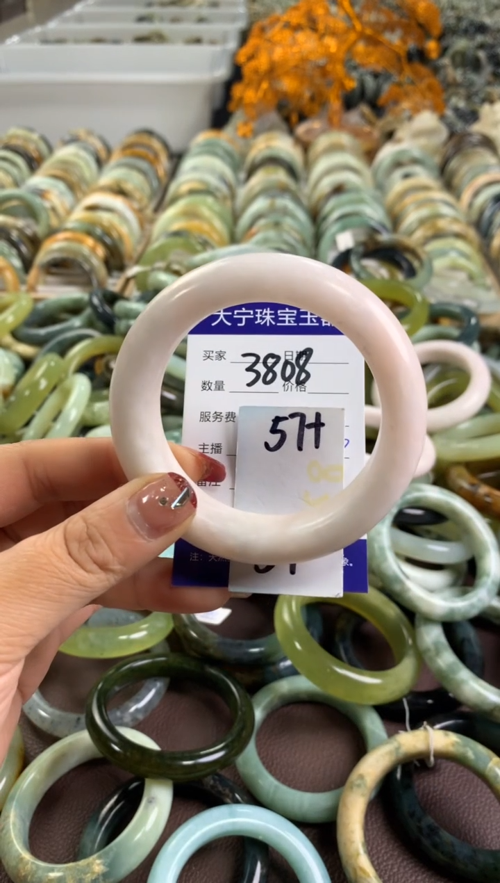【闪购商品】蛇纹石玉手镯未镶嵌3208