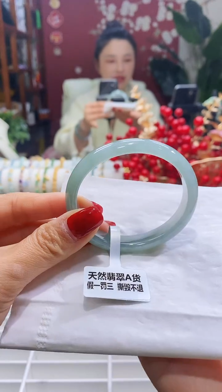 【闪购商品】翡翠手镯未镶嵌160/12.6*6.5