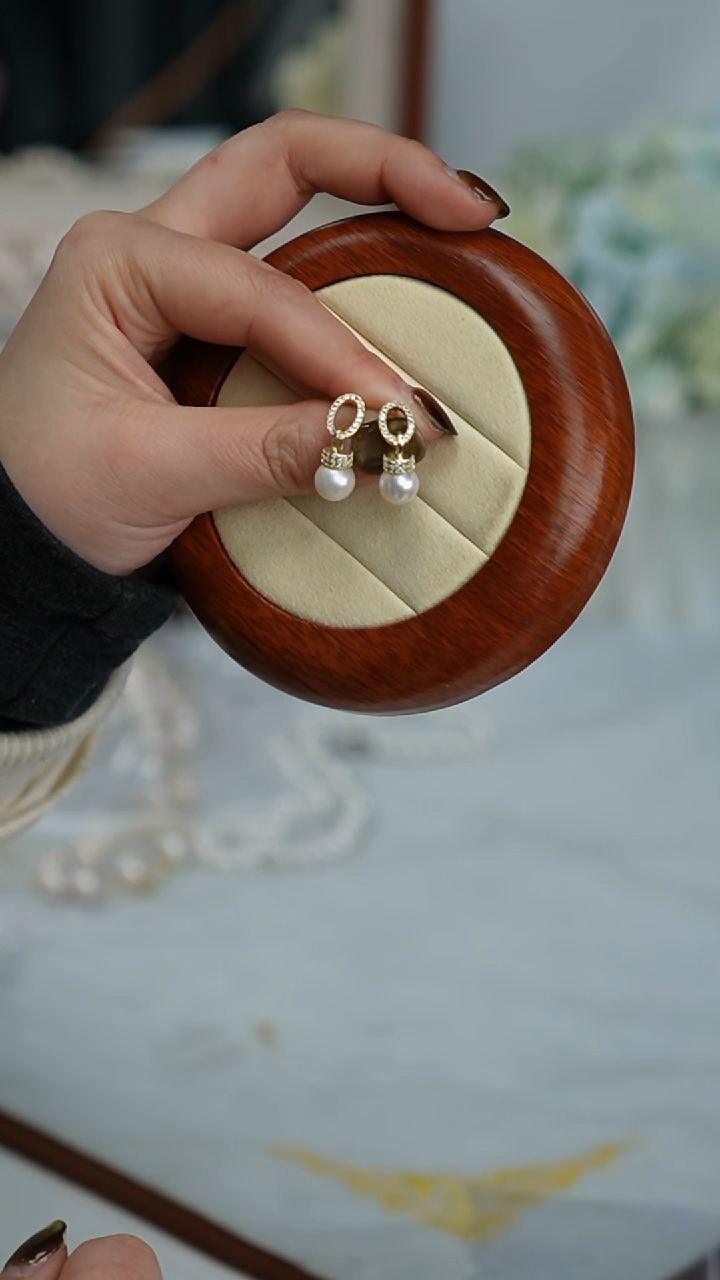 【闪购商品】淡水珍珠耳饰合金耳饰 8-9mm