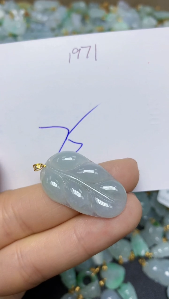 【闪购商品】翡翠挂件18K金镶嵌 天然翡翠A货