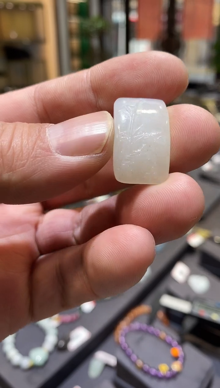 【闪购商品】和田玉颈饰未镶嵌实体亏米福利