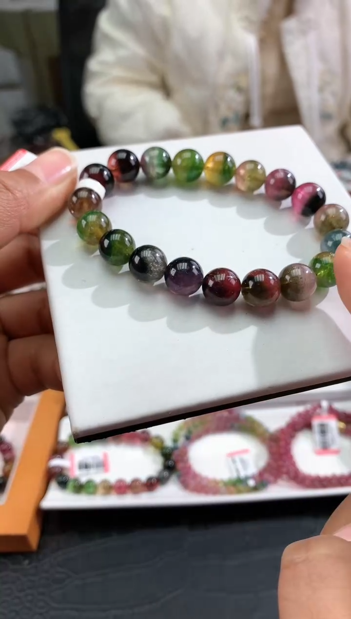 【闪购商品】碧玺手链未镶嵌多样性发一条