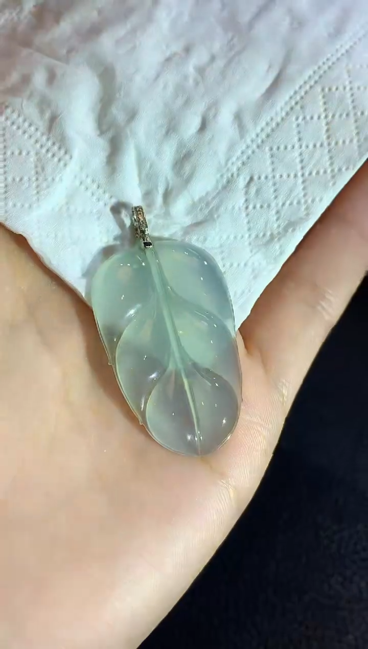 吊坠(不含链)18K金镶嵌翡翠A25