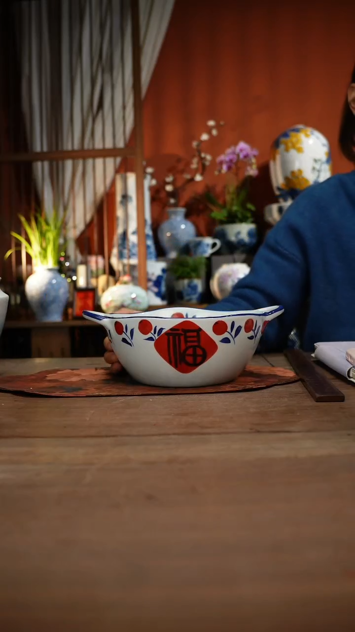 当代高温釉下彩手绘陶瓷餐具